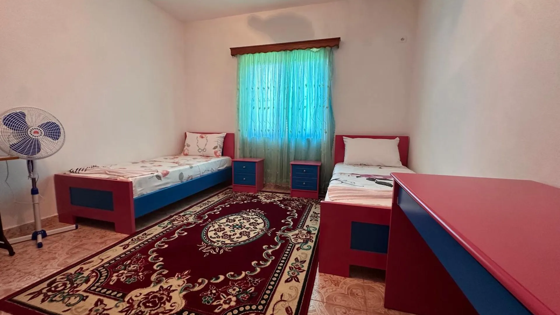 Bleam Guest House Përmet